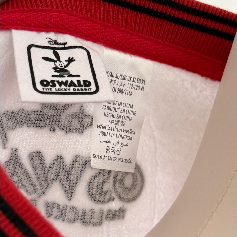Men's Colorblock Oswald Disney Sweatshirt Size XL Men - Picture 10 of 10